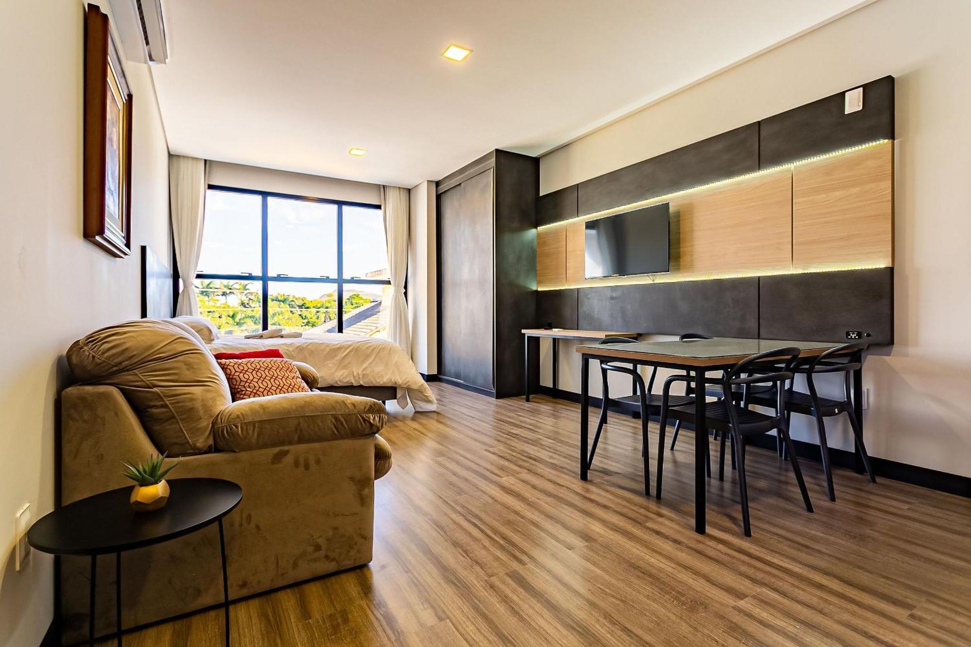 Novo Bem Localizado A 750m Da Sti209 Apartamento